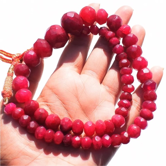 455 carats of faceted earth mined natural Ruby - Picture 3 of 4